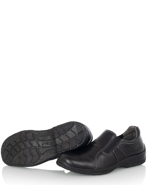 Kotimainen miesten kesäkenkä pitävällä pohjalla juhlaan ja arkeen Sievi Jorma XL musta