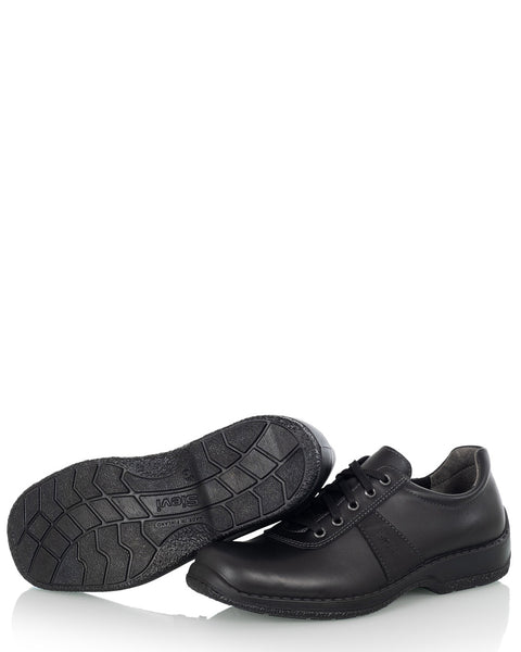 Kotimainen miesten kesäkenkä pitävällä pohjalla juhlaan ja arkeen Sievi Matti XL musta